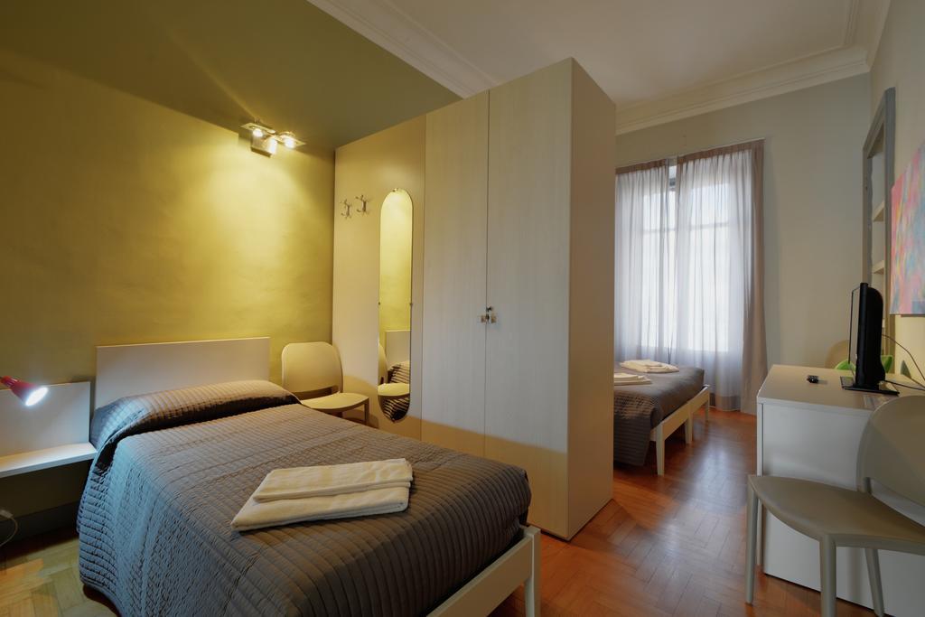 Maison B Panzió Torino Kültér fotó